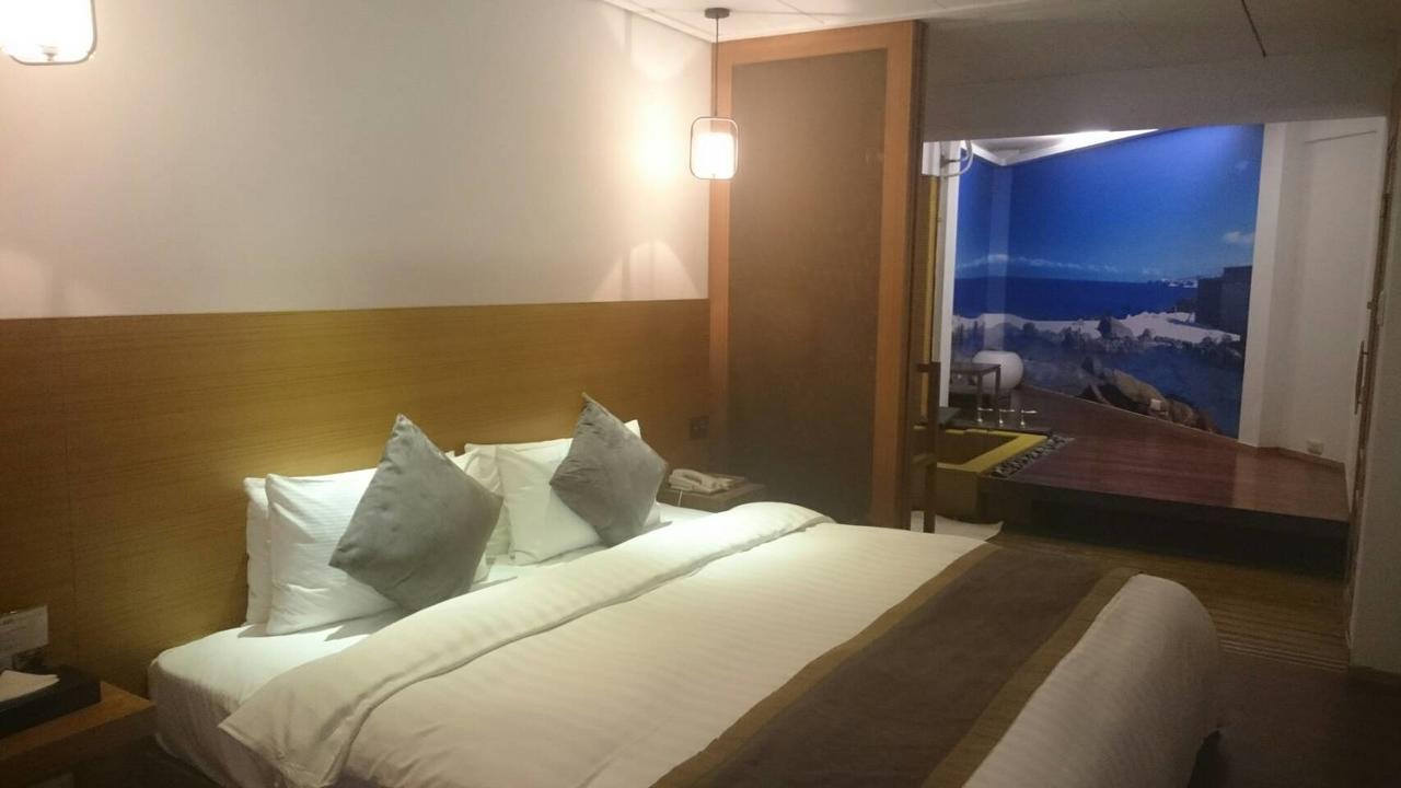 Sweet Room Basement