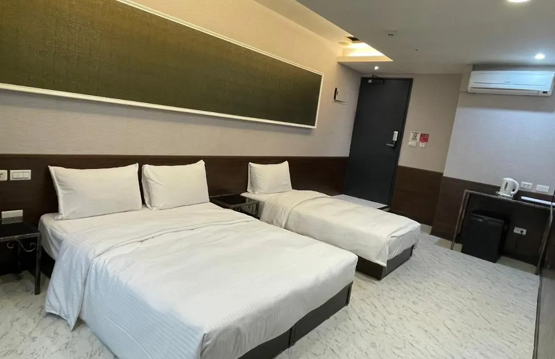 苓旅萬年-Lin Inn Wan Nian-1