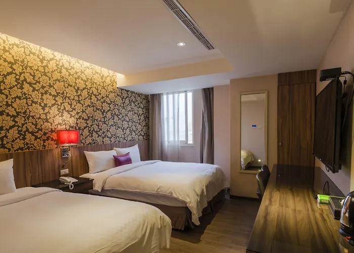 欣欣時尚旅店松山站 Hotel Tajpej